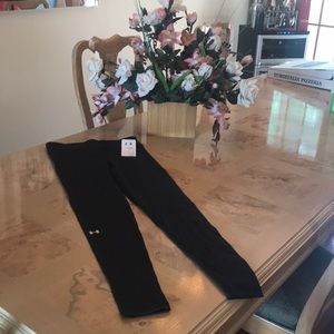 NWT Under Armour Cold Gear work out pants